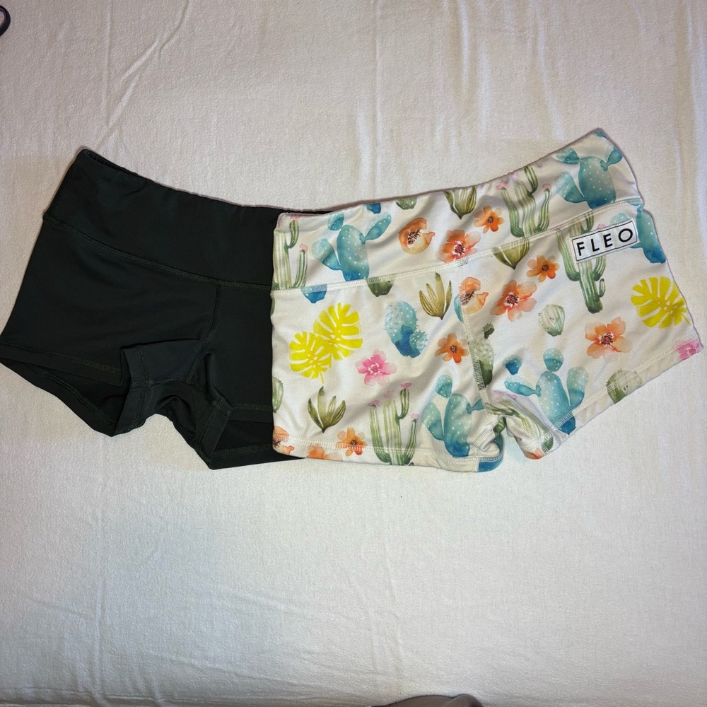 Fleo Short 2.5 Inch. 2 Pair. Forest Green And Flower Design. CrossFit Gymnastics